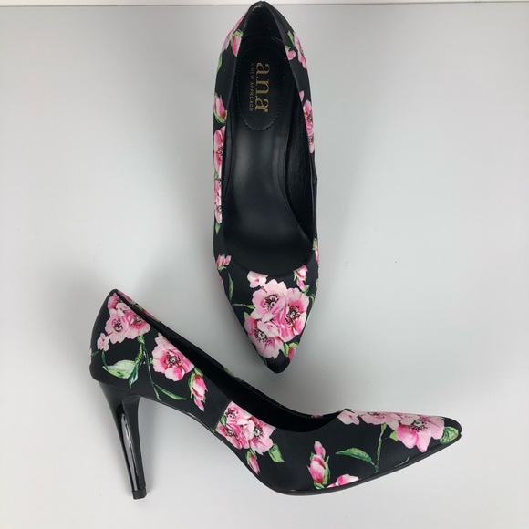 a.n.a Shoes - NWOB a.n.a. floral on black heels Size 7M